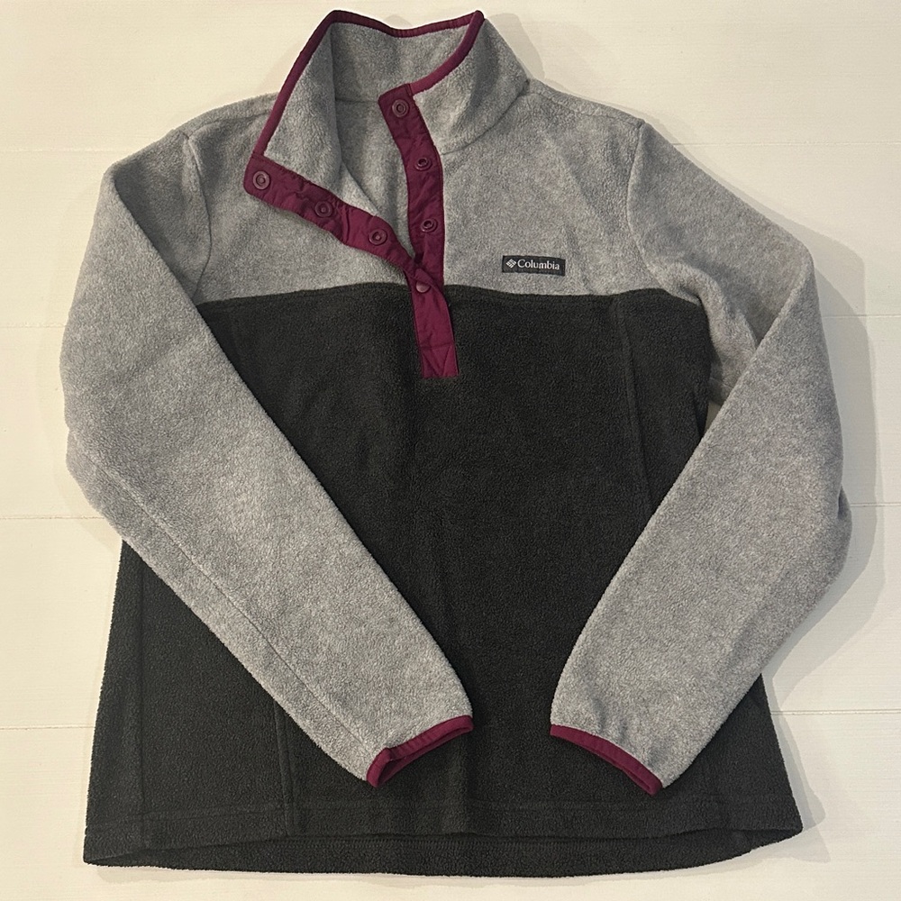 Columbia Women's Gray and Black Fleece with Plum Accents